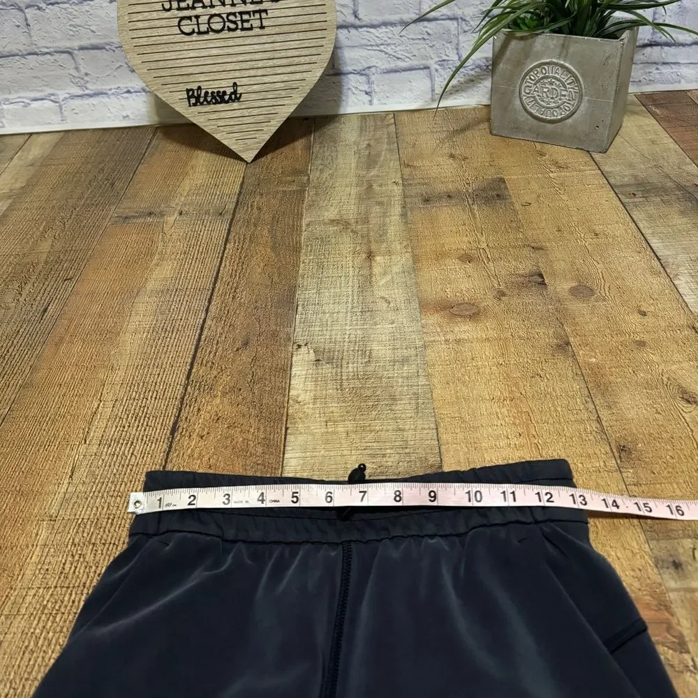 Lululemon Softstreme High-Rise Straight Leg Crop Black size 4